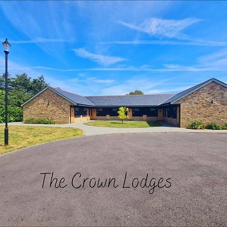 The Crown Lodges Deal Exterior photo
